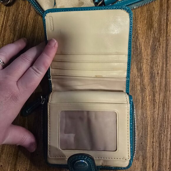 Coach matching bag and wallet - Picture 4 of 4